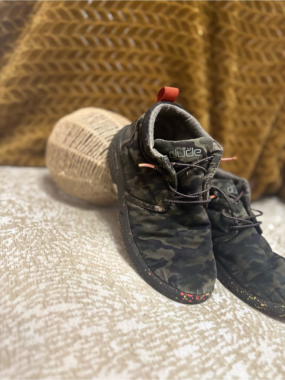 Hey Dude Men's Camo Wally Mid Sneakers - Olive Camo with Red Accents